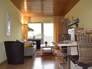 23278177-Ferienwohnung-2-Schönberg-300x225-5