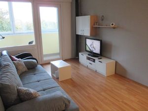 23278235-Ferienwohnung-4-Schönberg-300x225-1