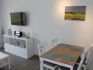 22211521-Ferienwohnung-4-Schönberg-300x225-5