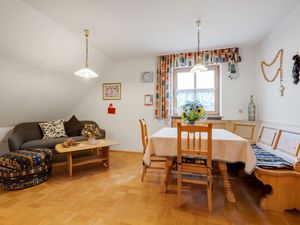 19341790-Ferienwohnung-4-Schönsee-300x225-3