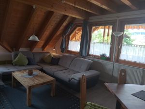 3463997-Ferienwohnung-4-Schonach im Schwarzwald-300x225-3