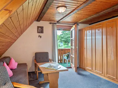 Photo, INSIDE, OUTSIDE