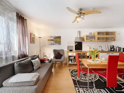 Photo, INSIDE, OUTSIDE