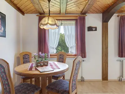 Photo, INSIDE, OUTSIDE