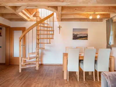 Photo, INSIDE, OUTSIDE