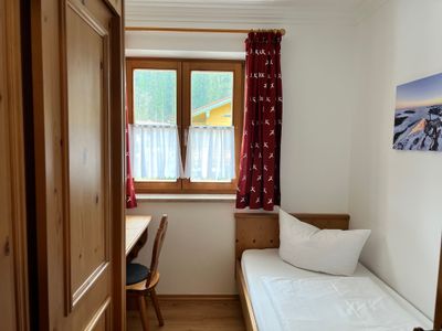 Schlafzimmer 2