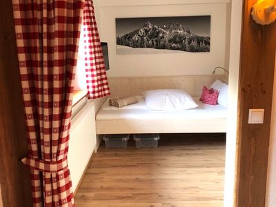 Kuscheliges barrierefreies Schlafzimmer (Bett 120x200)