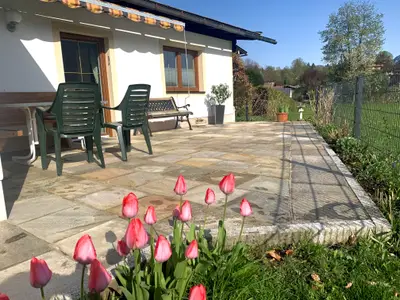 Große Terrasse zum Entspannen