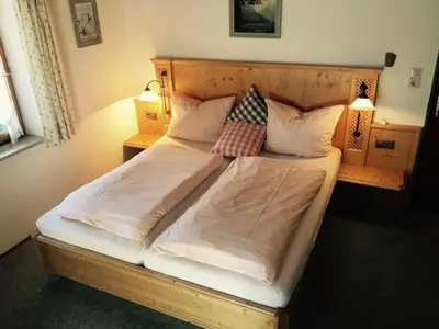 Schlafzimmer 2