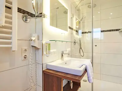 Fewo 5 Jenner 2. Schlafzimmer EZ Bad