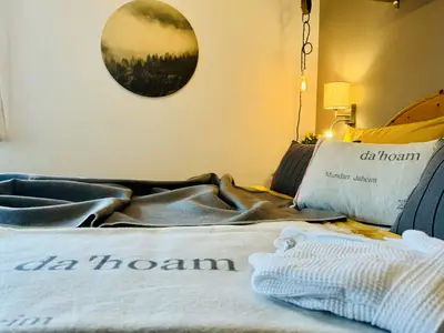 Moderne trifft Tradition, Ferien Apartment „Dahoam“