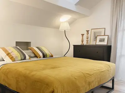 Schlafzimmer 1