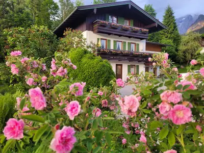 Haus Rosenbichl - Frontansicht mit Fewo Süd im 1. Stock