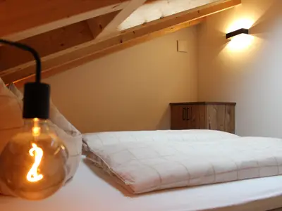 Schlafzimmer 1 mit Dachfenster