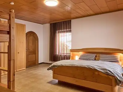 Schlafzimmer 16