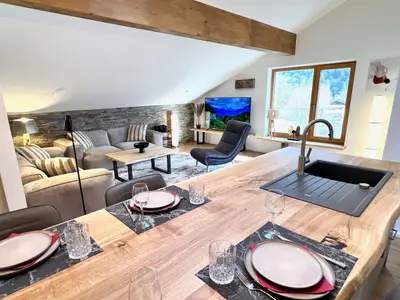Kücheninsel mit Wohnbereich Ferienwohnung alpen living