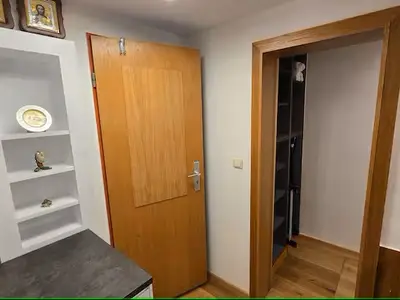 Küche in Richtung Flur