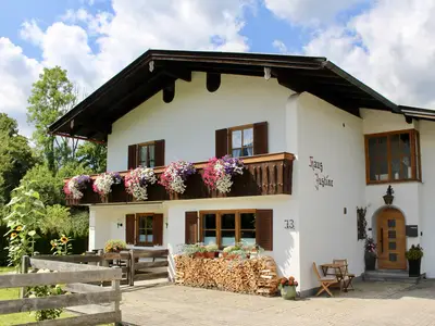 Haus Justine Frontansicht