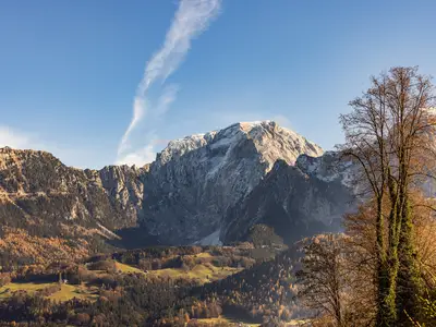 Direkter Bergblick auf den Hohen Göll