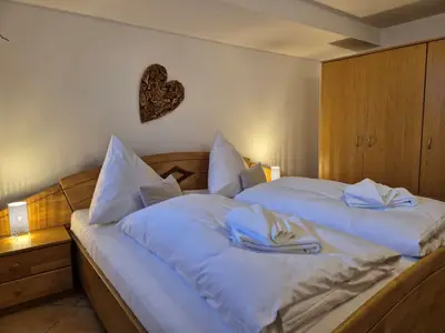 Schlafzimmer Fewo Bergpanorama