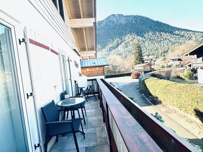 Ausblick vom Balkon mit Blick auf den Grünstein
