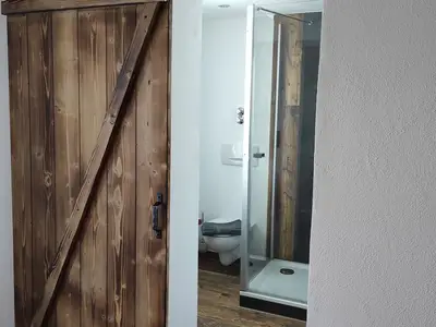 Blick ins Badezimmer