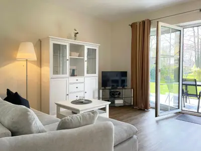 Ferienwohnung für 2 Personen (42 m²) in Schönhagen (Ostseebad) 1/10