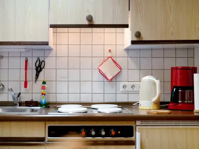 KITCHEN, INSIDE
