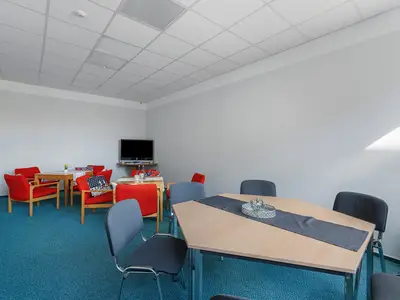 Photo, INSIDE, OUTSIDE