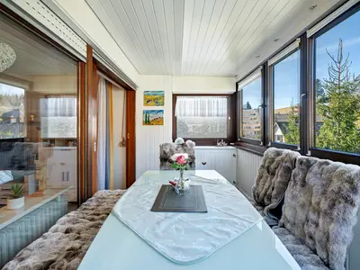 Photo, INSIDE, OUTSIDE