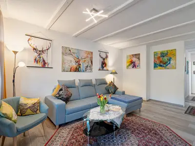 Photo, INSIDE, OUTSIDE