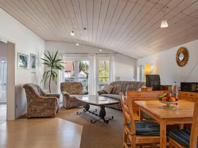 Photo, INSIDE, OUTSIDE