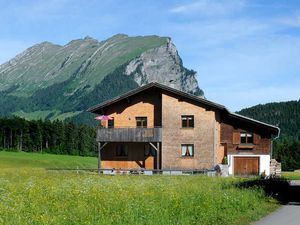 Ferienwohnung für 8 Personen in Schoppernau