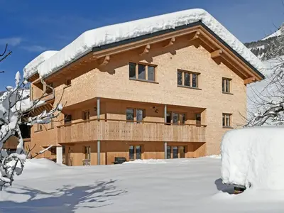 Ferienwohnung für 8 Personen (112 m²) in Schoppernau 1/10