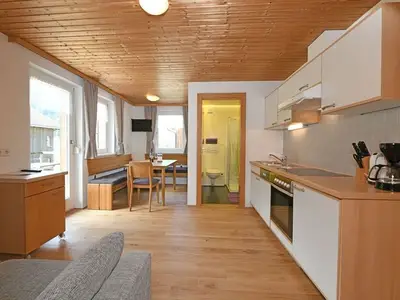 Ferienwohnung für 4 Personen (42 m²) in Schoppernau 8/10
