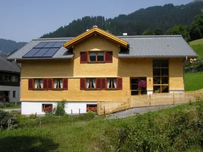 Ferienwohnung für 5 Personen (55 m²) in Schoppernau 1/10