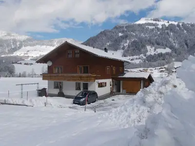 Ferienwohnung für 6 Personen (55 m²) in Schoppernau 1/10