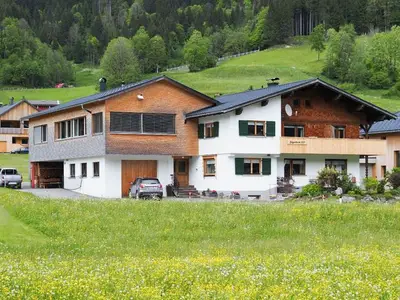 Ferienwohnung für 4 Personen in Schoppernau 2/10