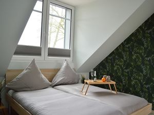 23323718-Ferienwohnung-4-Schortens-300x225-3