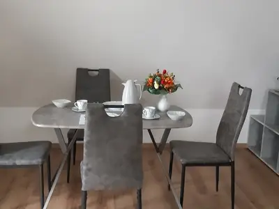 Ferienwohnung für 2 Personen (45 m²) in Schortens 6/10