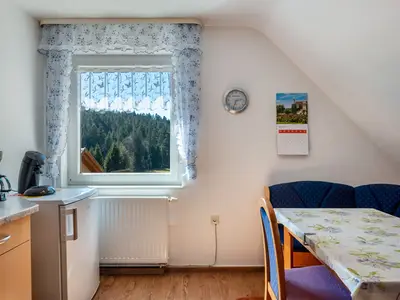 Photo, INSIDE, OUTSIDE