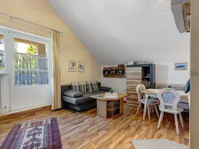 Photo, INSIDE, OUTSIDE