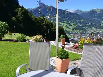überdachte Terrasse