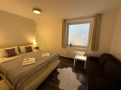 Schlafzimmer 4