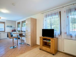 19245708-Ferienwohnung-2-Schuttertal-300x225-4