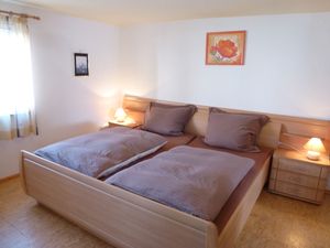 23844261-Ferienwohnung-4-Schutterzell-300x225-3