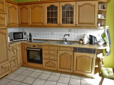 KITCHEN, INSIDE