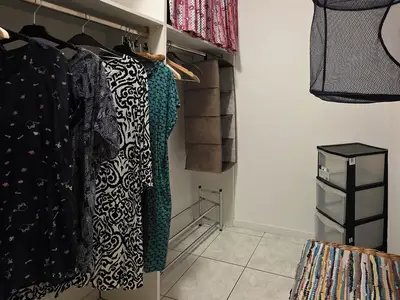 begehbarer Kleiderschrank