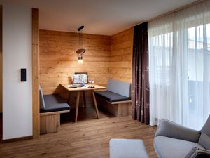 23586885-Ferienwohnung-4-Schwangau-300x225-1