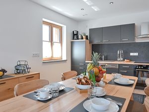 23884820-Ferienwohnung-4-Schwangau-300x225-1